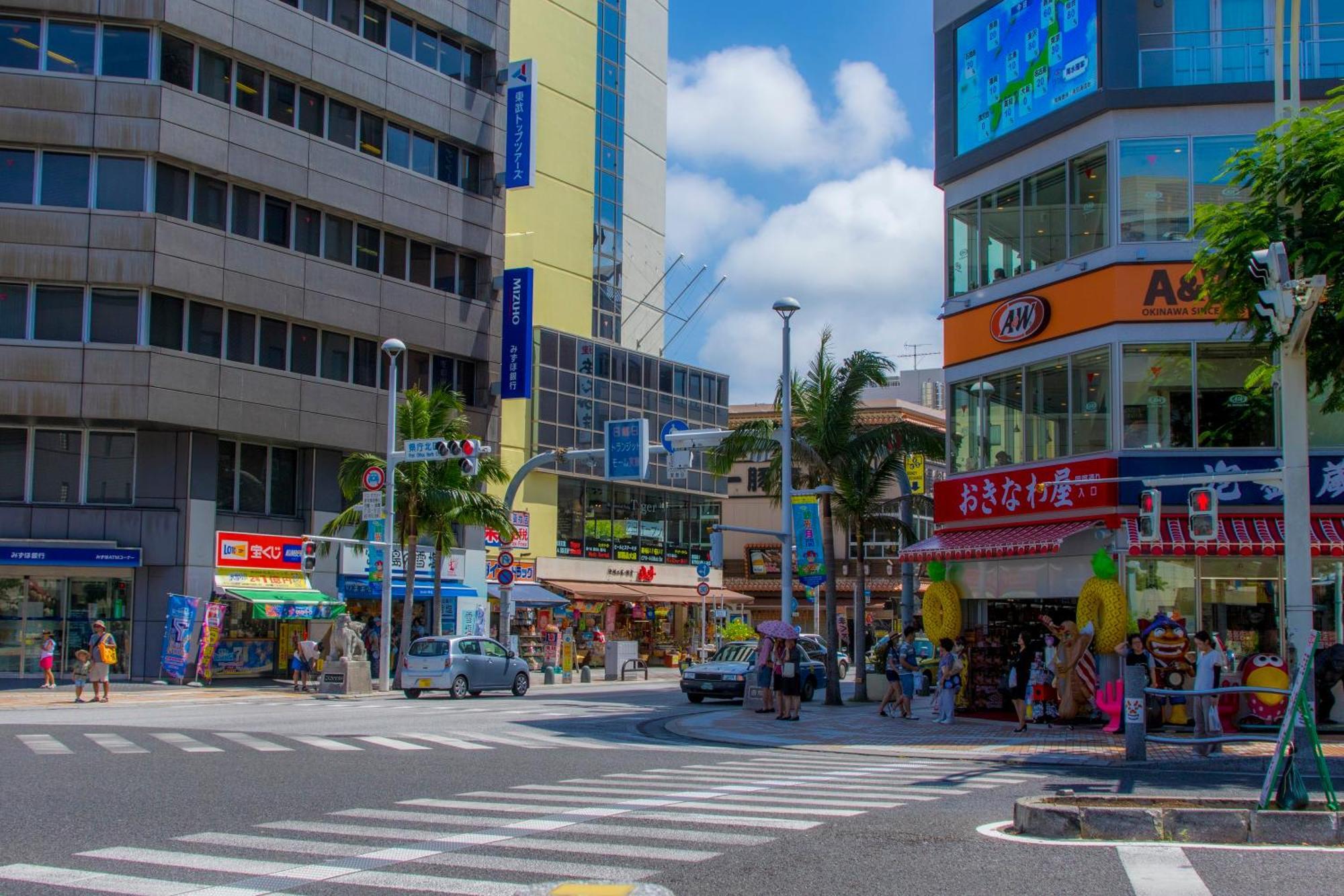 Nest Hotel Naha Nishi Екстер'єр фото