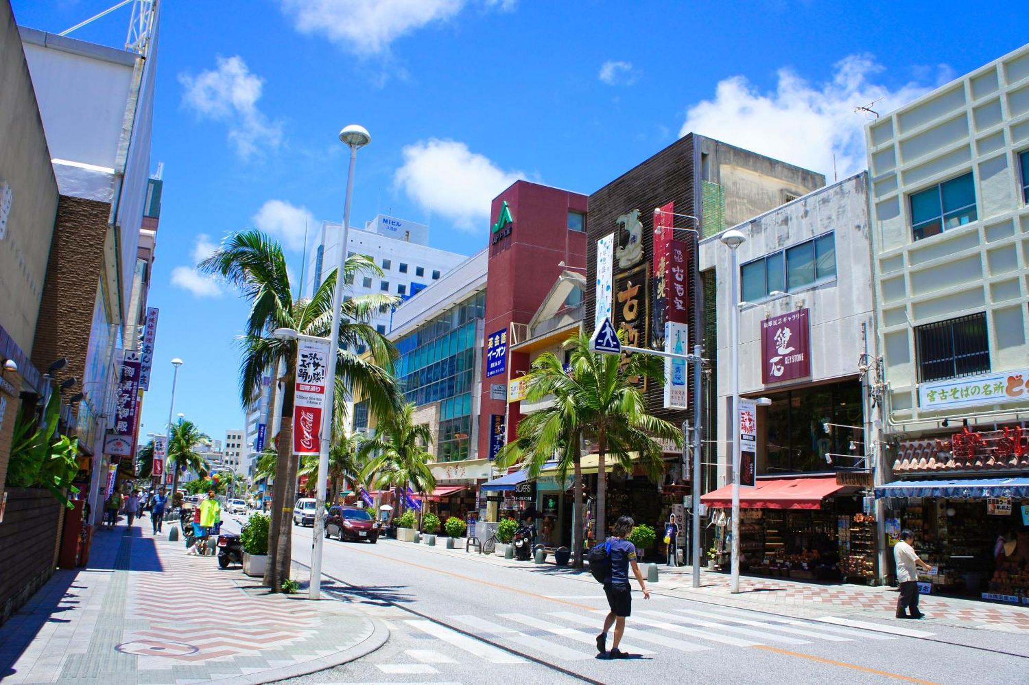 Nest Hotel Naha Nishi Екстер'єр фото