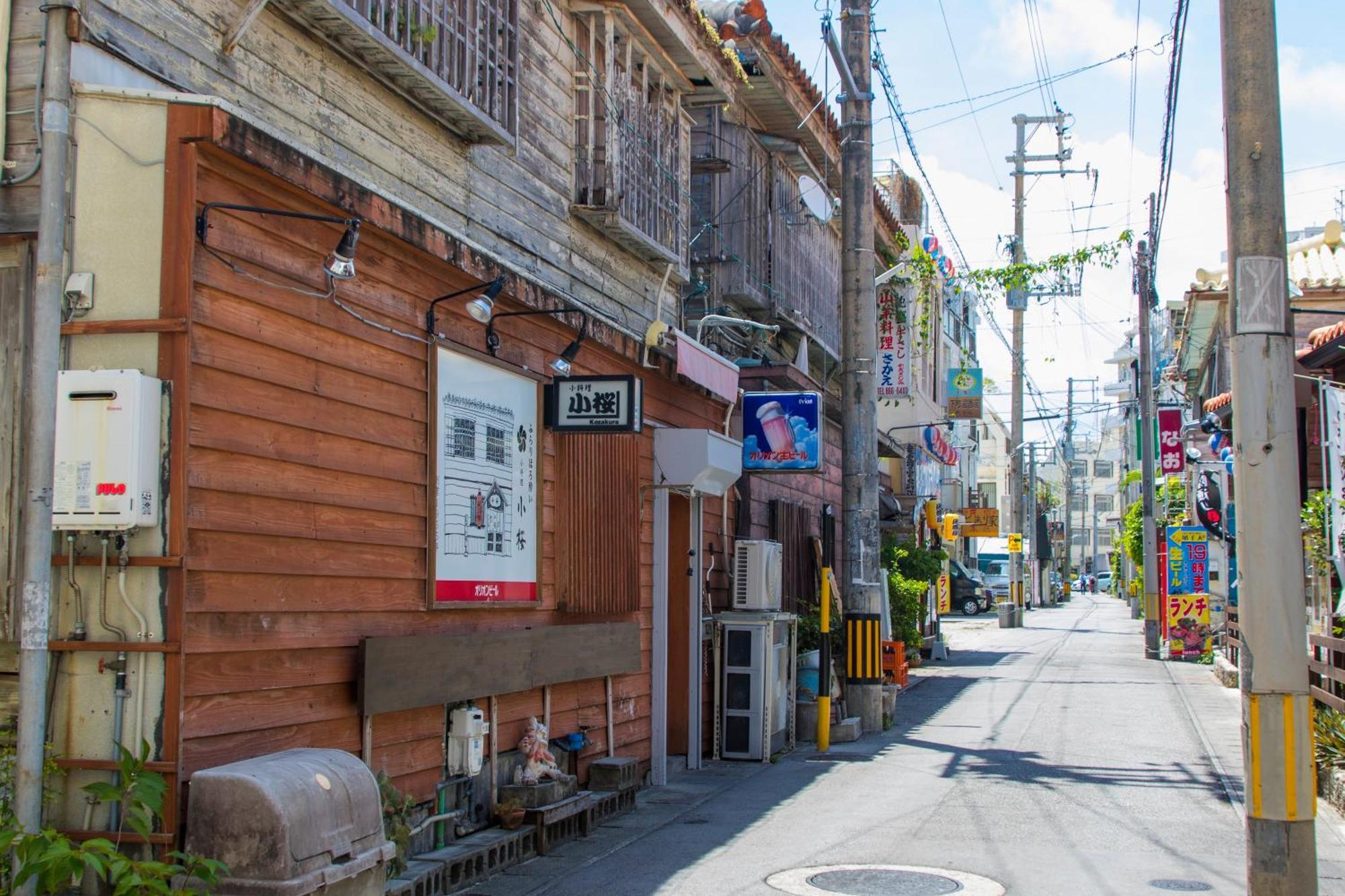 Nest Hotel Naha Nishi Екстер'єр фото